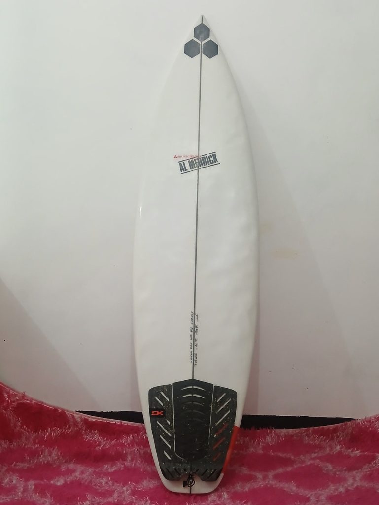 surfboard Al Merrick 5'9